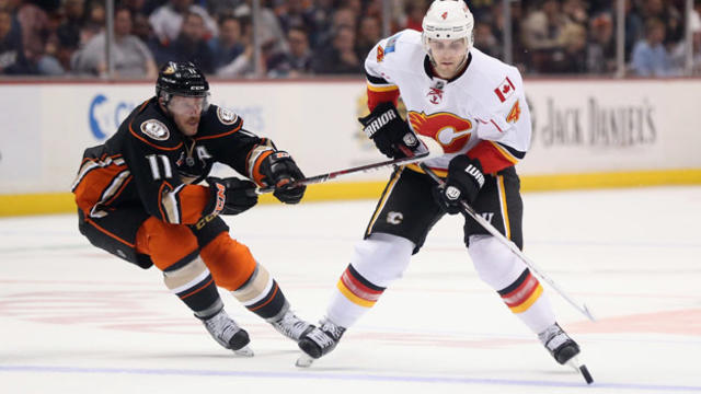 anaheim-ducks-vs-calgary-f.jpg 