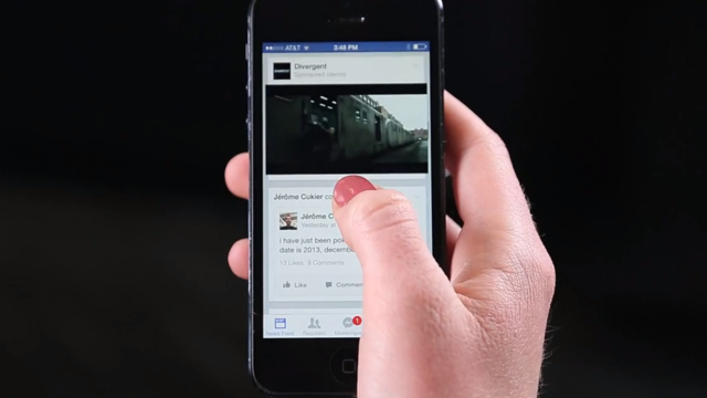 Facebook mobile news feed 