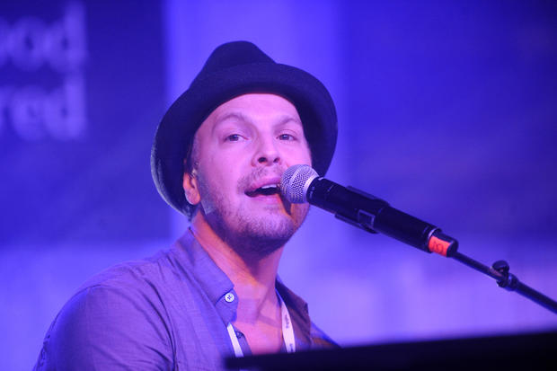 Starwood Preferred Guest Hosts An Exclusive Gavin DeGraw Performance And Sheraton Social Hour For Members At The Sheraton New York Times Square 