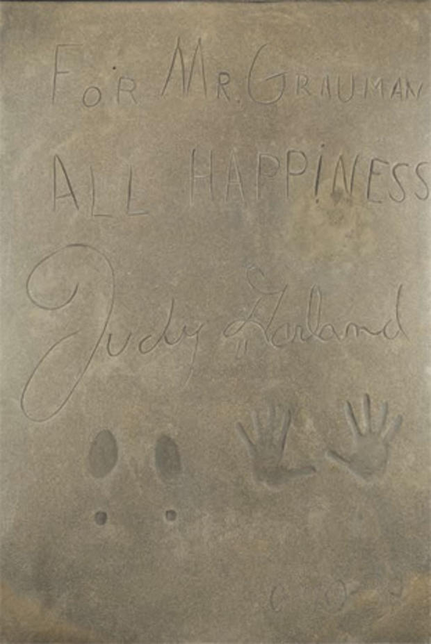 Auction_handprints_Judy_Garland.jpg 