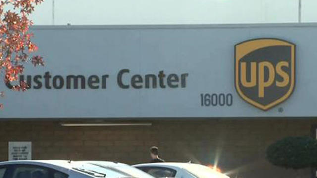 ups-customer-center.jpg 