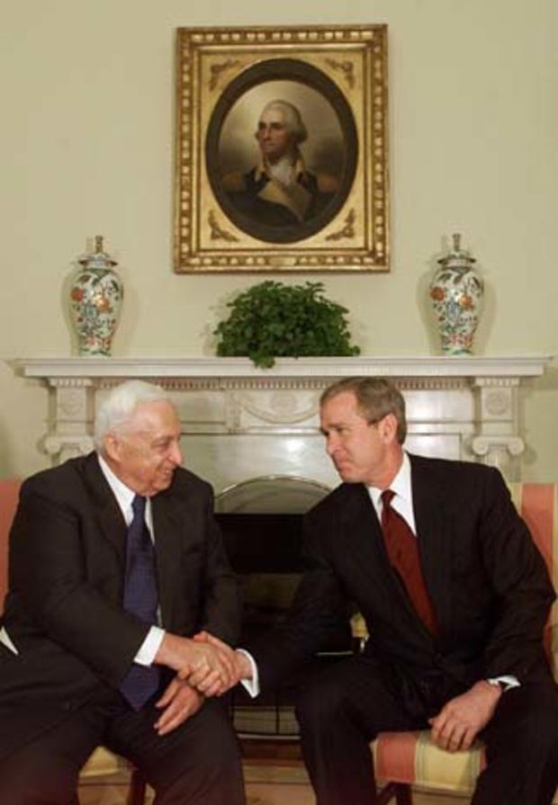 Ariel Sharon_George W Bush_ 51591635.jpg 