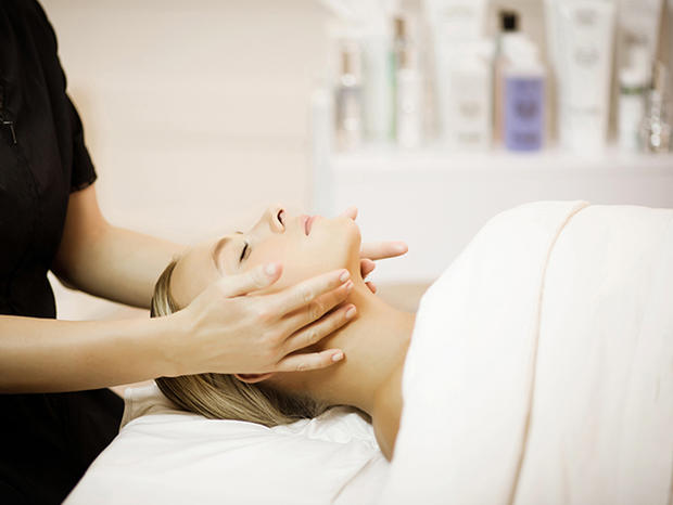 beverly hills hotel spa facial massage 