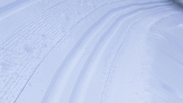 snowmobile-tracks.jpg 
