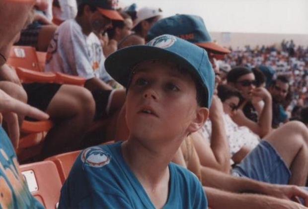 september_3__1995-jimmy-at-miami-dolphins-game.jpg 