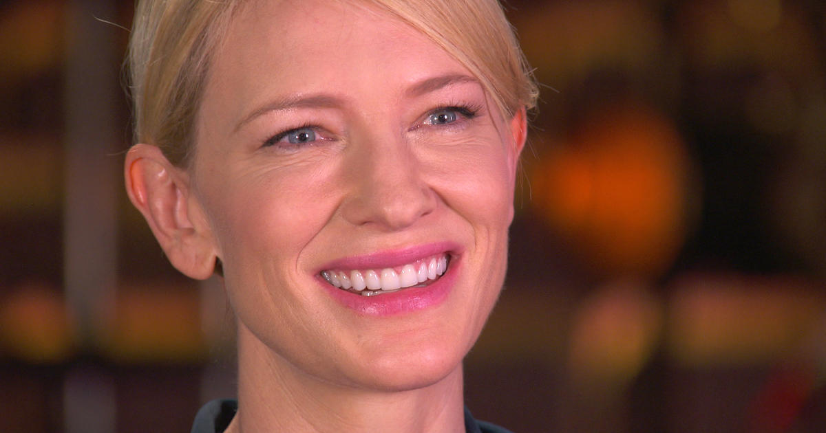 Cate Blanchett Has Pink Hair Now