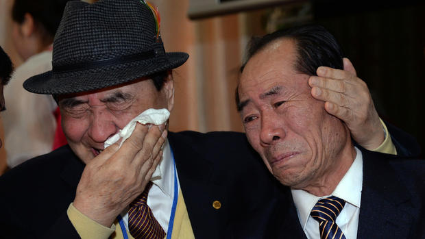 Tearful reunions in North Korea 