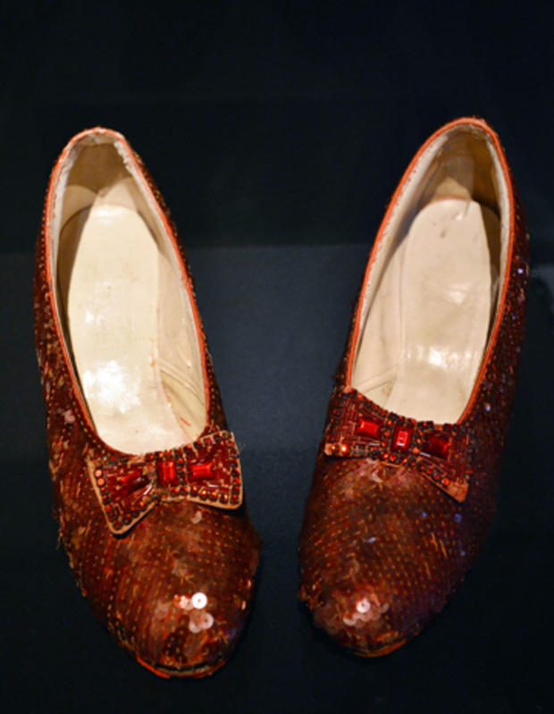 wizard-of-oz-ruby-slippers-154269185.jpg 