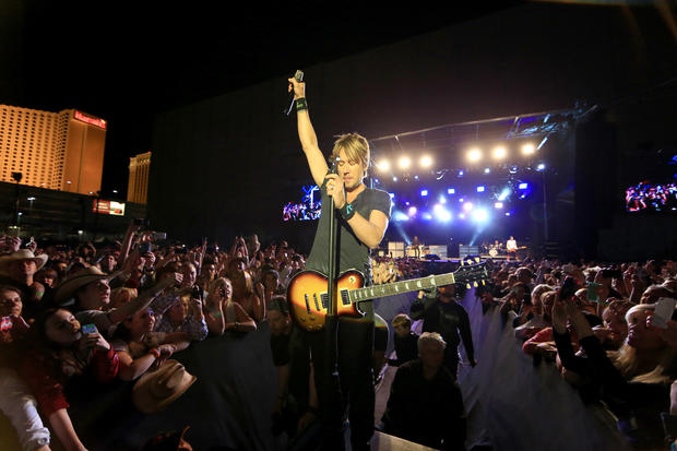 las-vegas-nv-april-05-singer-keith-urban-performs-onstage-during-day-two-of-the-acm-party-for-a-cause-festival-at-the-linq-on-april-5-2014-in-l.jpg 