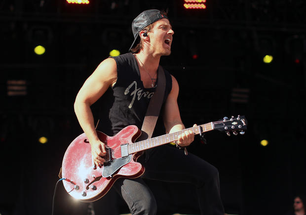 las-vegas-nv-april-05-singer-kip-moore-performs-onstage-during-day-two-of-the-acm-party-for-a-cause-festival-at-the-linq-on-april-5-2014-in-las-vegas.jpg 
