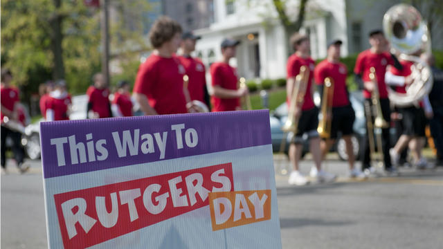 rutgers-day-sign.jpg 