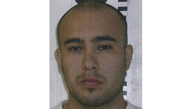 Christopher Ramirez-Reyna (escapee, Missing Inmates, from Fed Bureau Prisons-FCI) 