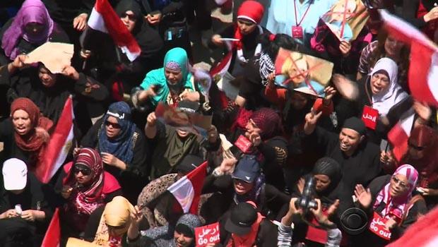 egypt-protests-women.jpg 