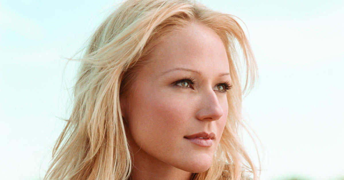 Jewel Shares the Real Reason She Lived in Her Car Pre-Fame – Billboard