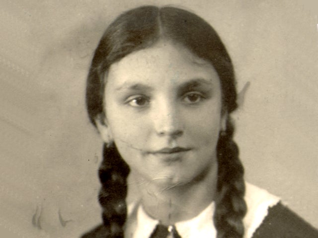 oonickwintonalice1280.jpg 