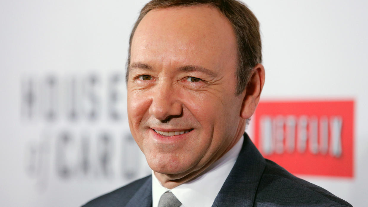 Kevin Spacey is now having “the time of my life” - CBS News