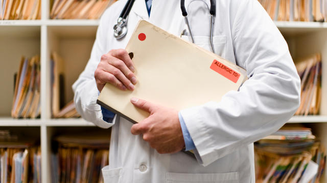 health-doctor-with-files.jpg 