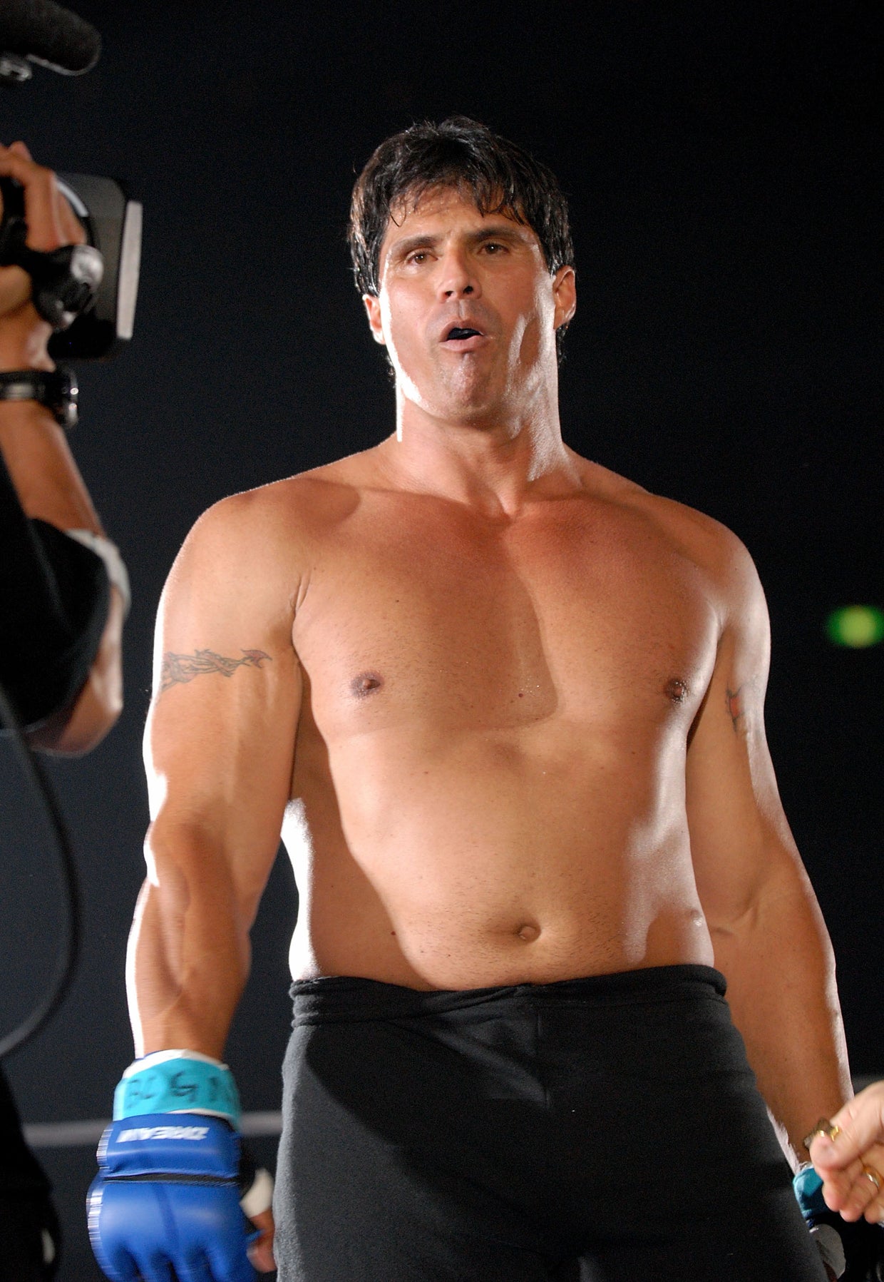 gallery-josecanseco.jpg 