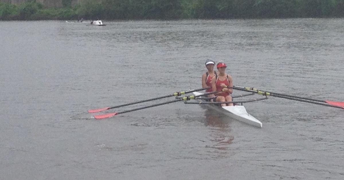 2 Rowers To Compete In Curlers, Shower Caps At Stotesbury Regatta To