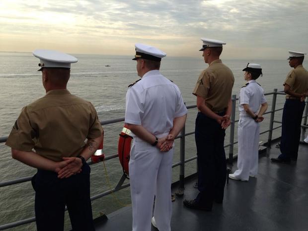 sailors-marines-manning-the-rails-aboard-the-uss-oak-hill-peter-haskell.jpg 