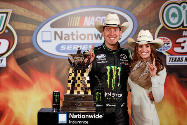 15 Hottest NASCAR Wives And Girlfriends picture