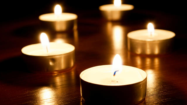 memorial-candles.jpg 