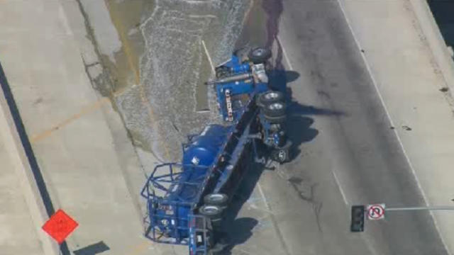 hwy-126-tanker-truck-acid-spill.jpg 