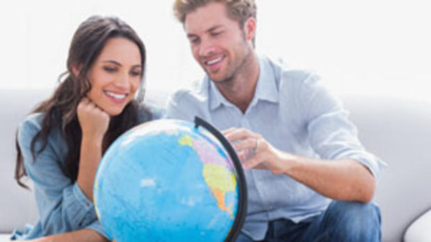 globe world couple travel thinkstock 