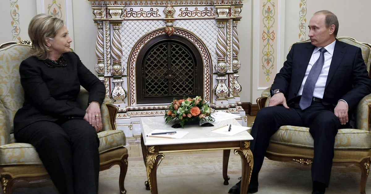 Russian TV reveals Kremlin's thoughts on Clinton - CBS News