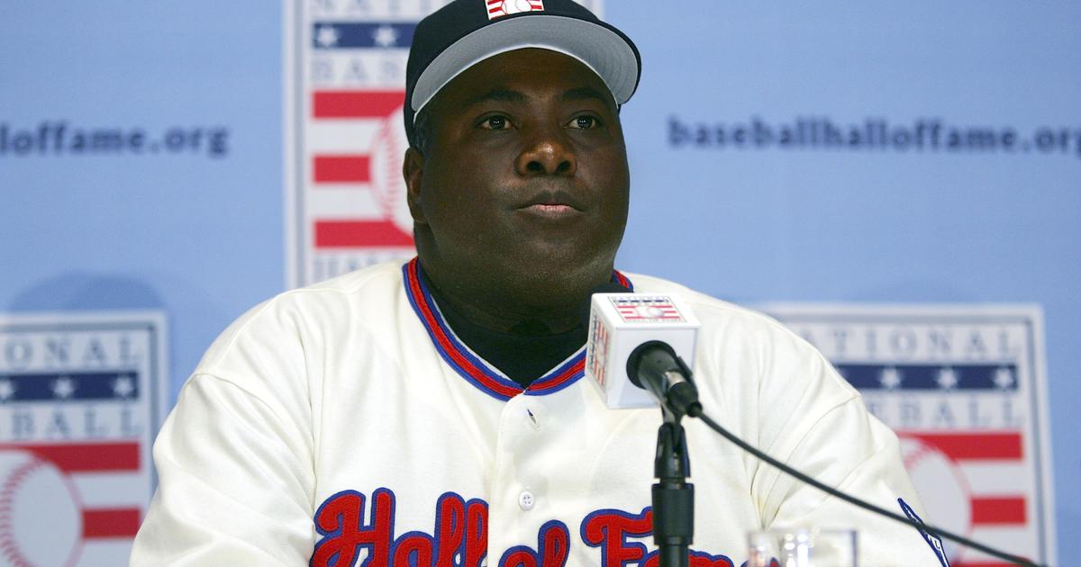 Tony Gwynn, MLB Hall of Famer and Padres icon, dead from cancer at