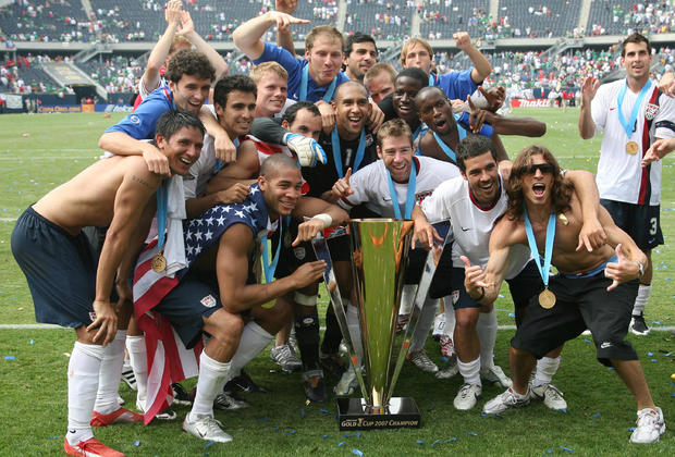 The US team celebrate their CONCACAF Gol 