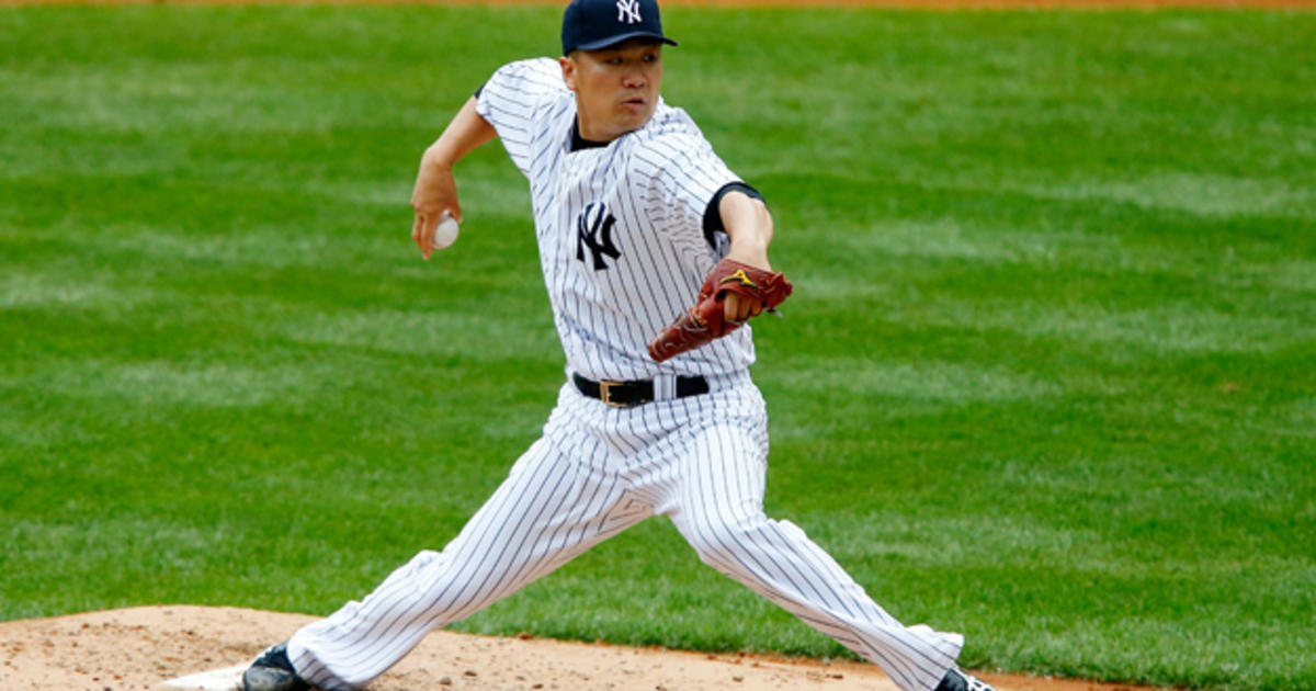 Tanaka chooses Yankees in $155 million deal