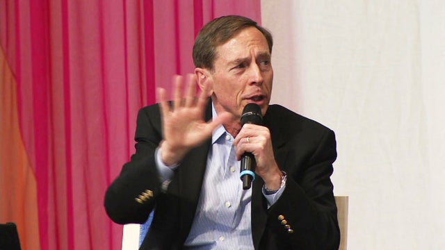 petraeus.jpg 