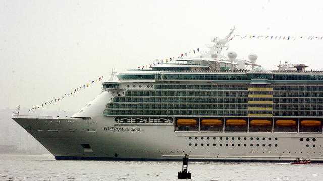 cruise-ship.jpg 