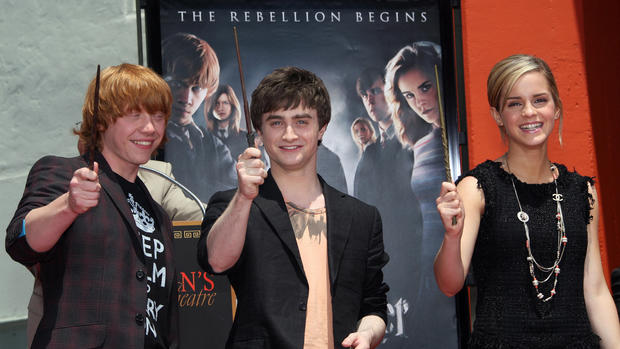 Daniel Radcliffe (C), Rupert Grint (L) a 