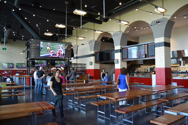 San Francisco Chef Michael Mina Puts Finishing Touches On Multi-Use  Restaurant & Pub At Levi's Stadium - CBS San Francisco