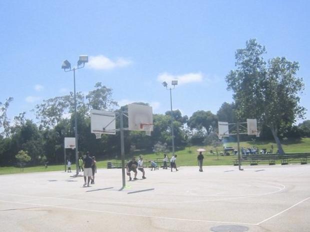 Cheviot Hills Park basketball 