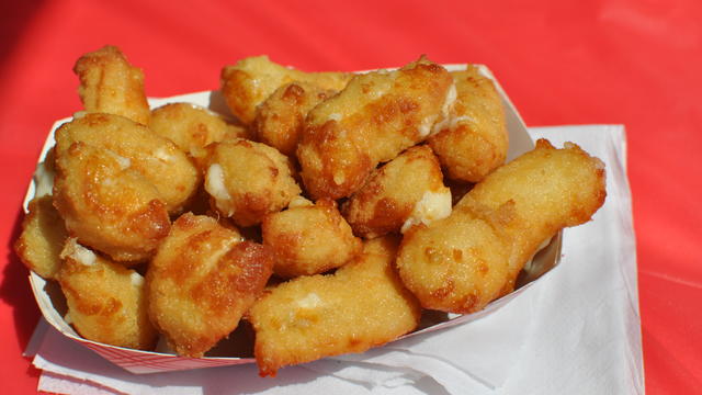 2014-08-27-cheese-curds-crystal-grobe.jpg 