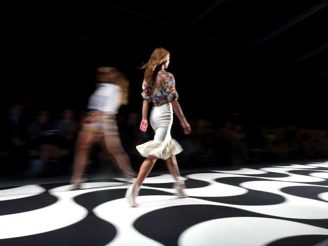 ny-fashion-week-friday-454741070.jpg 
