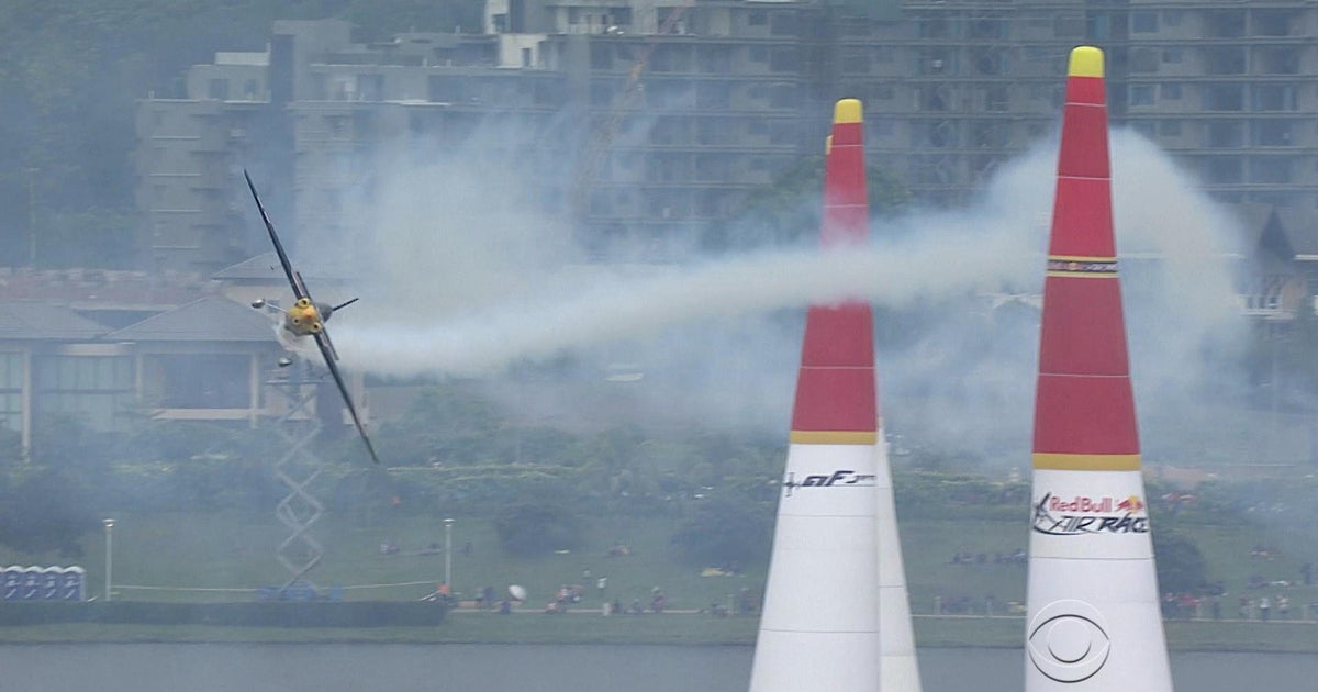 Fast and furious: New air racing sport satisfies need for speed - CBS News