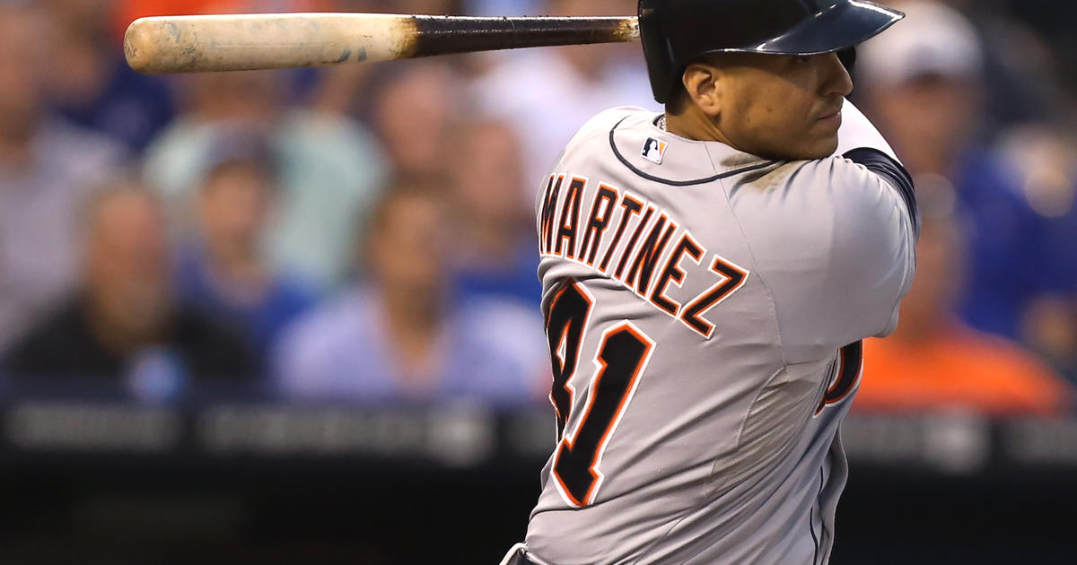 Victor Martinez of the Detroit Tigers bats against the Chicago White  News Photo - Getty Images