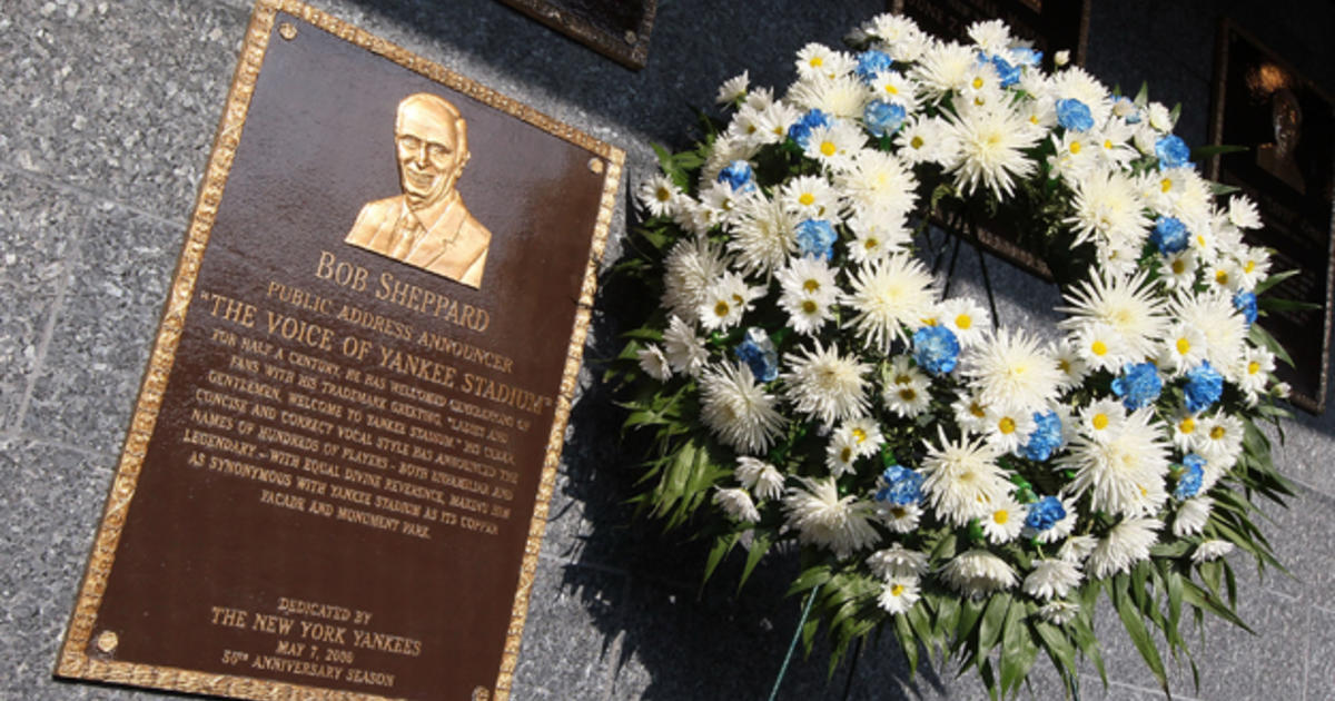 Derek Jeter gets Bob Sheppard intro for first Yankees Old-Timers' Day