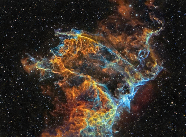 veil-nebula-detail-ic-1430-c-j-p-metsavainio-high-res.jpg 