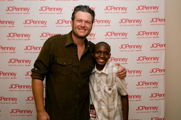 455268838-blake-shelton.jpg