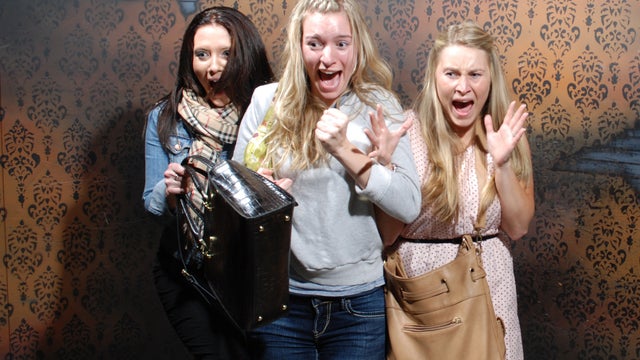 nightmares-fear-factory-niagara-falls-haunted-house-2014-1.jpg 