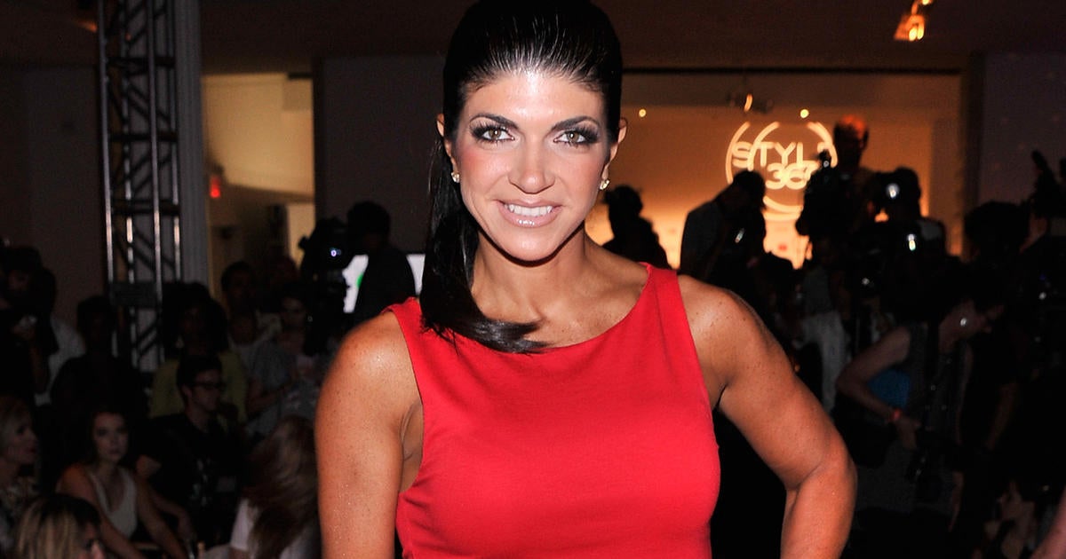 Teresa Giudice To Serve Jail Sentence At "Orange Is The New Black ...