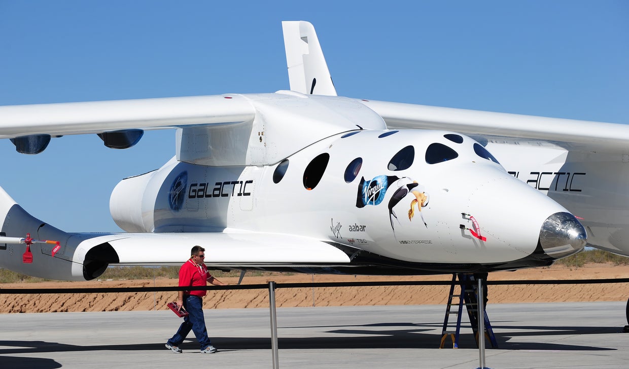 Virgin Galactic spaceship crashes in California - CBS News