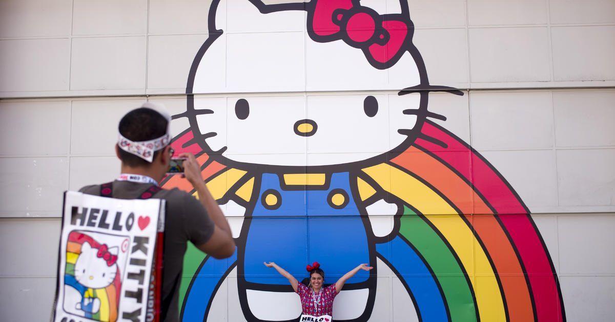 Hello Kitty convention hits L.A.