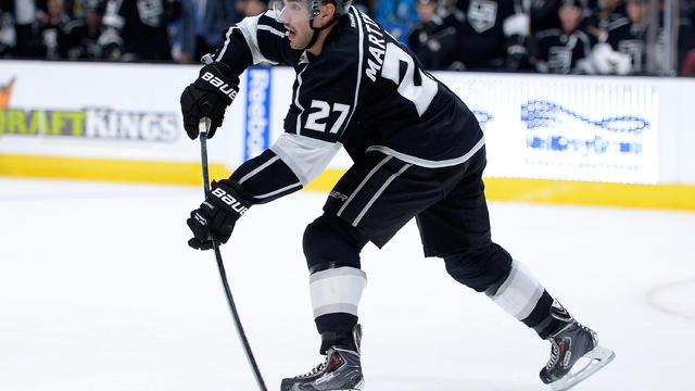 Kings' Alec Martinez has surgery on finger, is out indefinitely