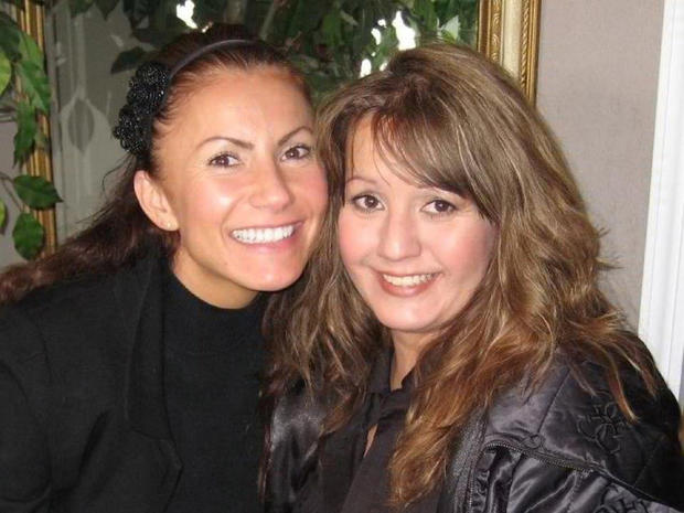 Yvonne Baldelli and her sister Michele Valenzuela 